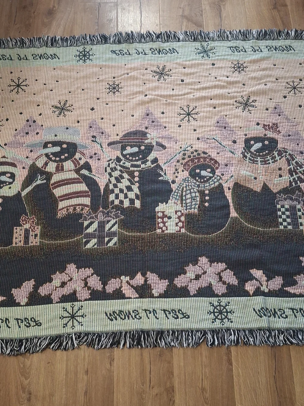 Vintage Chatham Quilt Let It Snow” 72” X 56”